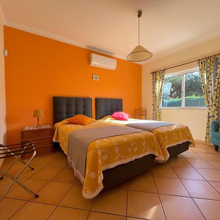 Villa Eber - Independent 1 & 2 Bedroom Apartments, Pool, Air Con, Fast Wi-Fi, Near Old Town Of Albufeira And Beaches Екстер'єр фото
