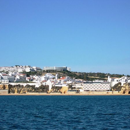 Villa Eber - Independent 1 & 2 Bedroom Apartments, Pool, Air Con, Fast Wi-Fi, Near Old Town Of Albufeira And Beaches Екстер'єр фото
