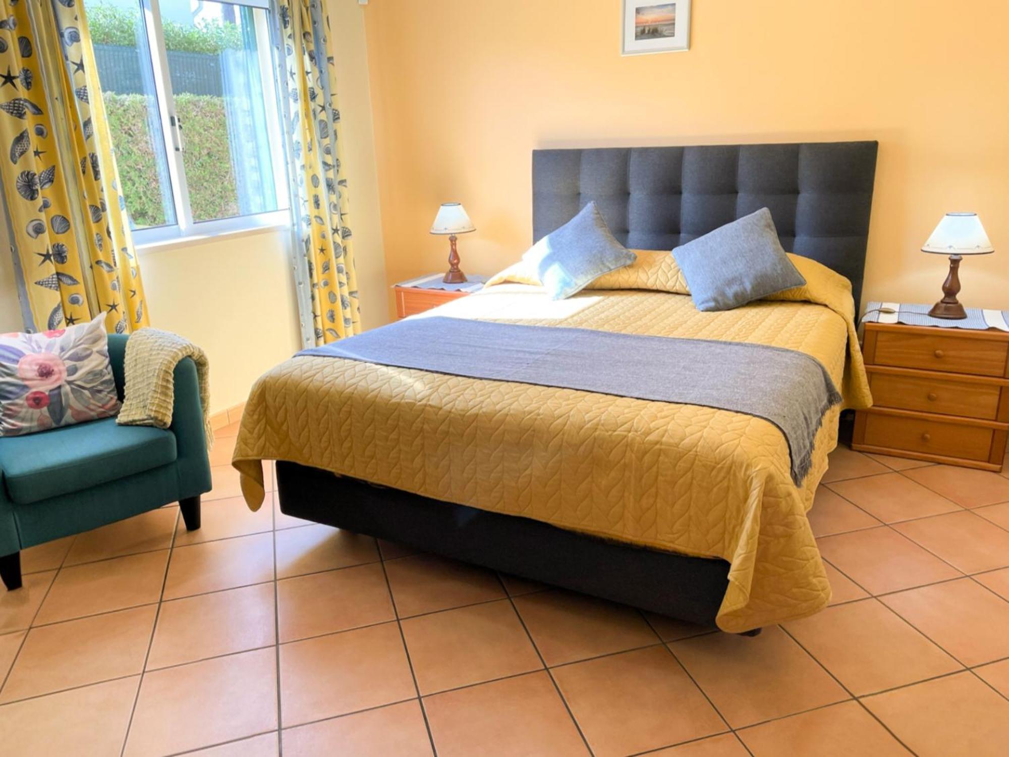 Villa Eber - Independent 1 & 2 Bedroom Apartments, Pool, Air Con, Fast Wi-Fi, Near Old Town Of Albufeira And Beaches Екстер'єр фото