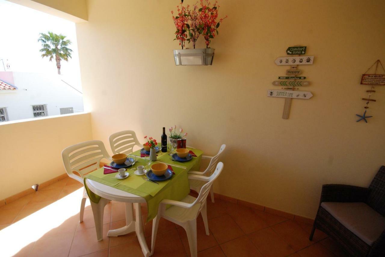 Villa Eber - Independent 1 & 2 Bedroom Apartments, Pool, Air Con, Fast Wi-Fi, Near Old Town Of Albufeira And Beaches Екстер'єр фото