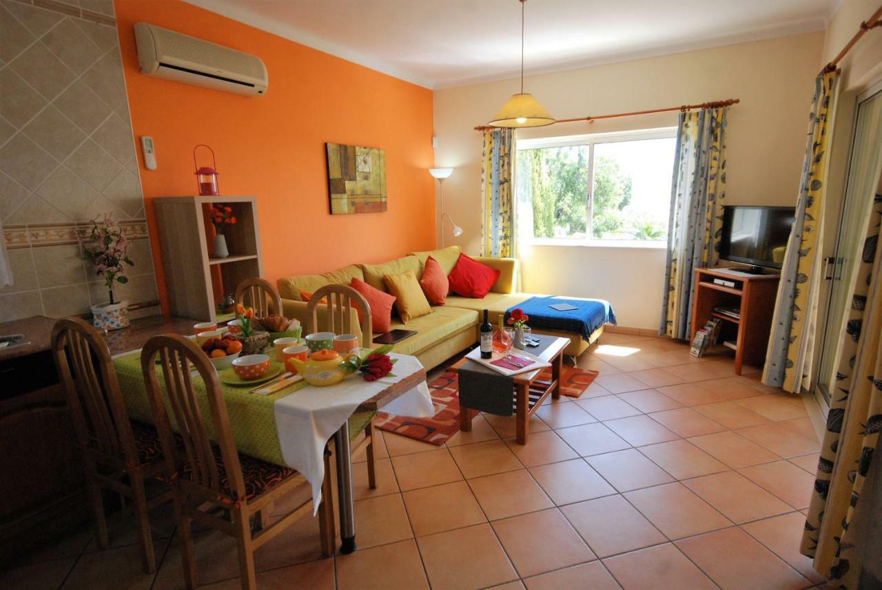 Villa Eber - Independent 1 & 2 Bedroom Apartments, Pool, Air Con, Fast Wi-Fi, Near Old Town Of Albufeira And Beaches Екстер'єр фото