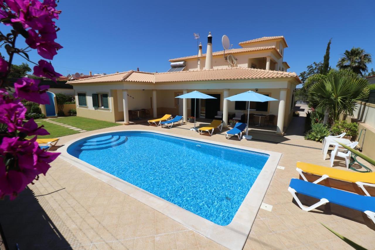 Villa Eber - Independent 1 & 2 Bedroom Apartments, Pool, Air Con, Fast Wi-Fi, Near Old Town Of Albufeira And Beaches Екстер'єр фото